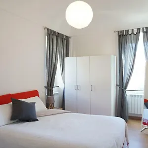 la-piazzetta-bordighera.hotelitalianriviera.com/
